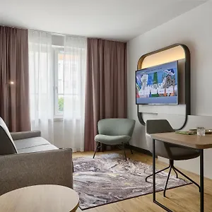 3* Hotel June Six