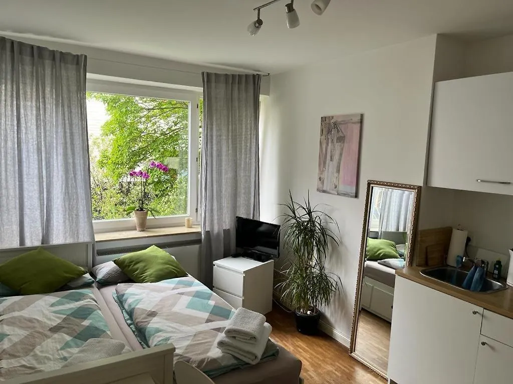 Apartment Private Room In Misburg, Hanover